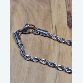 Halskette mit Karabinerverschluss