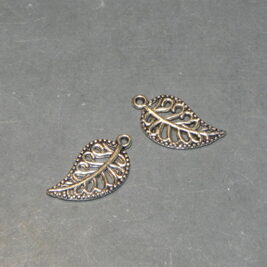 Anhänger Blatt filigran antiksilber