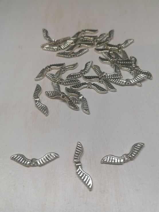 Engelsflügel antiksilber 26x7mm