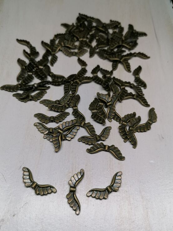 Engelsflügel bronzefarben 24x8mm