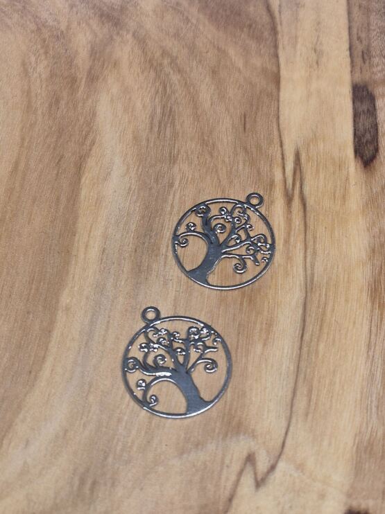 Anhänger Baum filigran